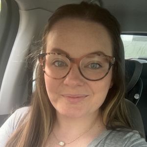 Meet your Posher, Juliette